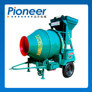 small self-loading mixer machine